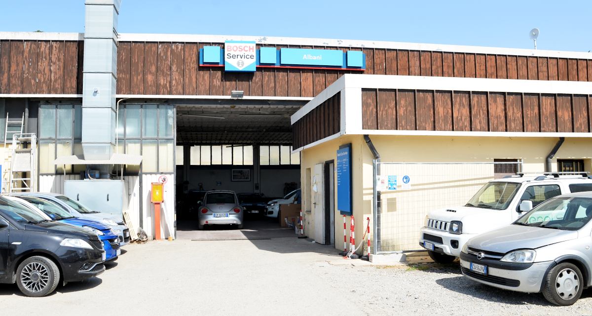 Carrozzeria, officina auto e veicoli commerciali a Piancastagnaio